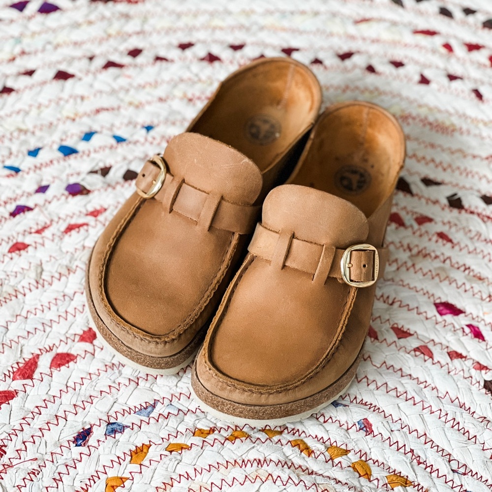 Birkenstock Buckley Clog in Oiled Leather Cognac